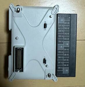 【美品】NR-TH08 キーエンス KEYENCE 温度・電圧計測ユニット データロガー ②