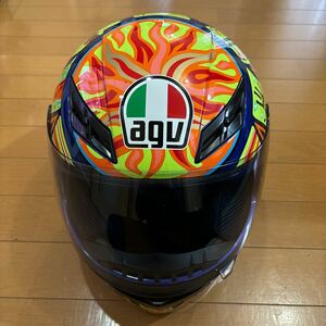 agvヘルメット　バレンティーノロッシレプリカ