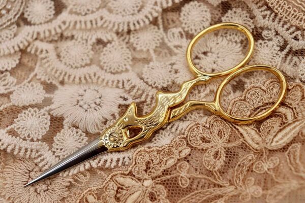 SALE！！イタリア製 うさぎの刺繍鋏 ゴールド はさみ ハサミ premax