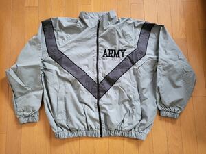 【US Mサイズ】アメリカ軍　米軍実物　U.S. ARMY　IPFU トレーニングジャケット　フィットネスジャケット