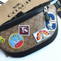 ☆新品☆コーチ/COACH C4028 COACH X PEANUTS ピーナッツコラボ スヌーピーベルトバッグ ウエストバッグ ボディーバッグ アウトレット品_画像2