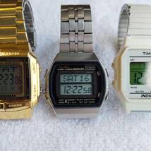 1円スタート　ジャンク腕時計　デジタル時計　カシオ　アルバ　ALBA　タイメックス　TIMEX　まとめ　３個セット　デジタル　メンズ_画像9