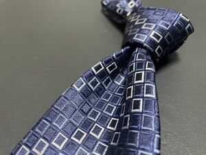 【超美品】GIORGIO ARMANI　アルマーニ　ドット柄　ネクタイ　3本以上送料無料　ネイビー　光沢