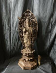 大型　高61cm 井波彫刻　仏教工芸品　総楠製　極上彫　木彫仏像　月光観音菩薩立像