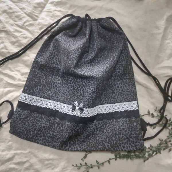入園入学に*ハンドメイド*2WAYナップサック&体操着入れ*巾着袋《ヒョウ柄》モノトーン