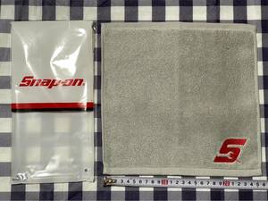 新品　未使用　Snap-on スナップ-オン　フェイスタオル　ハンカチ　グレー色　非売品　26cm×26cm 送料無料