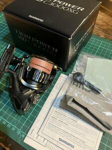 状態良好★名機★シマノ SHIMANO 17ツインパワーxd c3000xg 付属品有り　フルメタルボディ