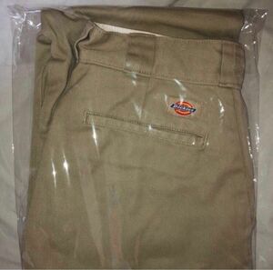 Dickies874