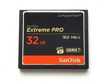 ☆美品☆ CFカード 32GB 1066x サンディスク エクストリームプロ SanDisk Extreme PRO コンパクトフラッシュ CompactFlash Card_画像1