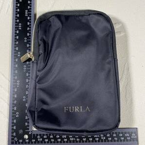 フルラ FURLA ポーチ ナイロン　化粧、コスメ、トラベル、黒　ブラック