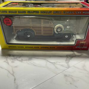 《箱付き》【1/18スケール】1939 Chevy Woody Wagon 70003 Yosemite Green Motor City モーターシティ ミニカー 模型 コレクション放出