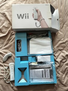 良品　　動作確認済　任天堂 Wii 本体 白 　モデル ホワイト NINTENDO　即決　