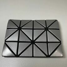 G◎ BAO BAO ISSEY MIYAKE バオバオイッセイミヤケ 2つ折り財布 レディース カードケース ミニ コンパクト_画像5