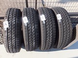 ハイエース〈ワイド）に使用　スチールホイール＆スタッドレスタイヤセット 195/80 R15　ブリジストンブリザック　個人売買