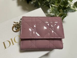 ★美品　LADY DIOR ロータスウォレット カナージュ　パテントカーフ　Christian Dior クリスチャンディオール ピンク　エナメル　財布