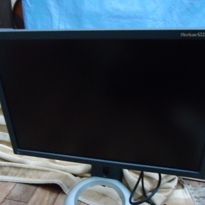 EIZO FlexScan S2231W SlimEdge ナナオ製 動作良好品 DVI-D ＜ー＞ HDMI変換器付属の画像1