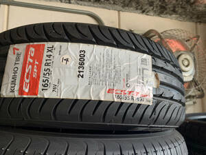 未使用　処分　クムホ ECSTA V720　165/55R14　1本価格