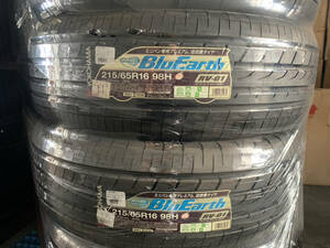 未使用　処分　ヨコハマ BluEarth RV-01 RV01　215/65R16　4本価格