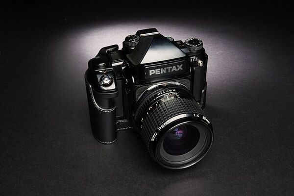 新品 本革 PENTAX ペンタックス 67Ⅱ/67 2用 カメラケース