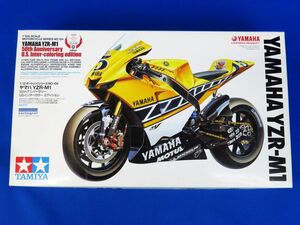 外重R7929◆未組立 プラモ【TAMIYA『1/12 オートバイ No.104 ヤマハ YZR-M1 50th アニバーサリー USインターカラーエディション』】タミヤ