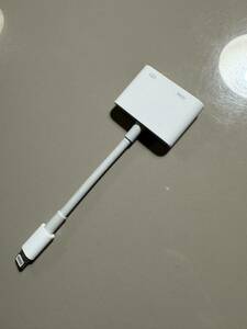 アップル純正 Lightning to Digital AV Adapter ライトニング　HDMI変換アダプター　Apple