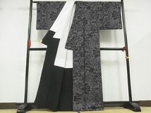 平和屋-こころ店■本場大島紬　7マルキ　風景草花文　黒地　着丈161.5cm　裄丈67.5cm　正絹　逸品　B-zg8051_画像3