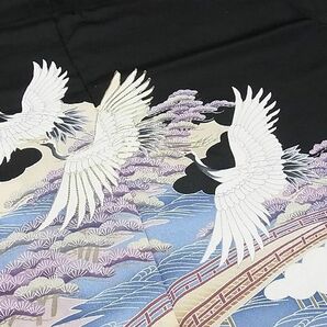 平和屋-こころ店■豪華黒留袖 駒刺繍 雲取り渡橋群鶴文 着丈161cm 裄丈63.5cm 正絹 逸品 B-sa4787の画像4