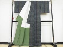 平和屋-こころ店■結城紬　草花間道　100亀甲　着丈163cm　裄丈64.5cm　正絹　逸品　未使用　A-br7298_画像2