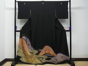 平和屋1■豪華黒留袖　相良刺繍　絞り　流水舞桜文　暈し染め　金彩　逸品　未使用　gh6545