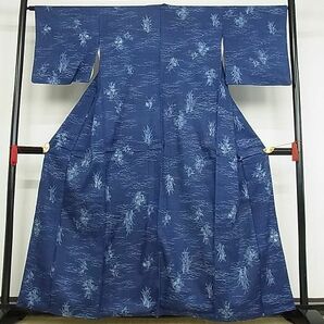 平和屋-こころ店■生紬 本藍 草花文 着丈160cm 裄丈65cm 正絹 逸品 1B-np1509の画像1