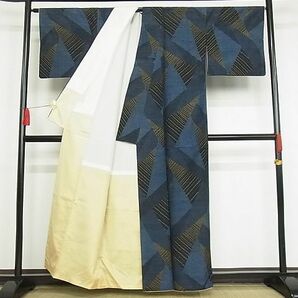 平和屋-こころ店■上質な紬 幾何学文様 着丈157cm 裄丈67cm 正絹 逸品 1B-np1538の画像2