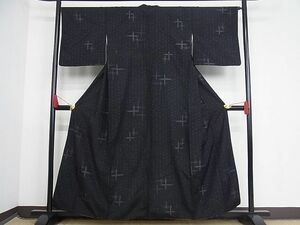 平和屋-こころ店■上質な紬　井桁絣文様　着丈157cm　裄丈66.5cm　正絹　逸品　1B-np1843