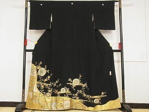 平和屋-こころ店■豪華黒留袖　金蒔絵螺鈿　飾花文　金彩　着丈163cm　裄丈62.5cm　正絹　逸品　A-ck7584