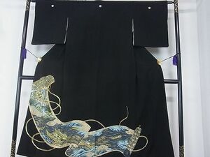 平和屋川間店■豪華黒留袖　駒刺繍　絵巻人物風景文　金彩　逸品　hy6801