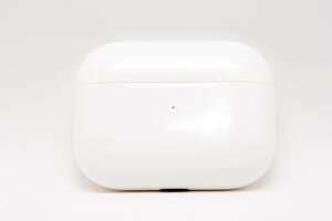 【良品/充電ケースのみ】Apple AirPods Pro用 Wireless Charging Case (MWP22J/A) A2083 #3714