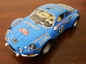 スロットカー　1/32　TEAMSROT　ルノー・アルピーヌ　【中古品】