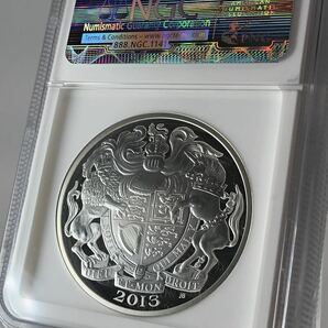 ★ オールド 最高鑑定 ★ 2013 イギリス ピエフォー 銀貨 PF70UC NGC エリザべス 初期300枚 5ポンド モダンコイン アンティークの画像5