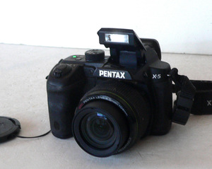 ★ 中古 / PENTAX X-5 ブラック / 電池仕様 単三x4 / 9211321 ★