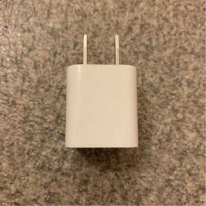 即決 Apple アップル 純正 USB充電器 5V 1A アイフォーン コンセント ACアダプター 付属品 電源 アイフォン mac iphone ipad mini など