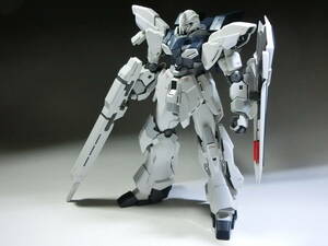 MG 1/100 シナンジュスタイン Ver.Ka　　完成品