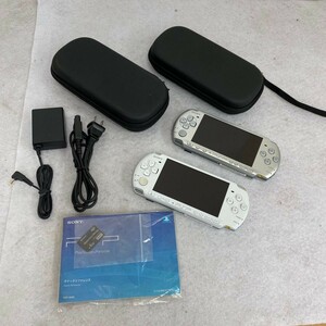 K301-O15-4124 SONY ソニー PSP 本体 PSP-3000 2点まとめ/ホワイト/シルバー/充電器/メモリースティックプロ デュオ/ケース付 通電OK ②