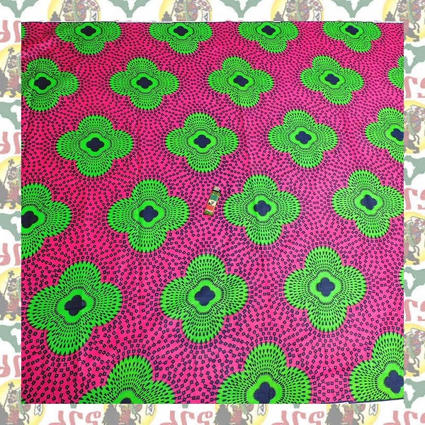 【SALE/270cm x 110cm/3ヤード】アフリカンプリント生地 barg-p16 アフリカ布 アフリカ生地 ゴールドプリント アンカラ キテンゲ パーニュ