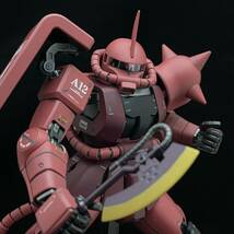 【ガンプラ】MG 1/100 MS-06S シャア専用ザク Ver.2.0【塗装済完成品】_画像1