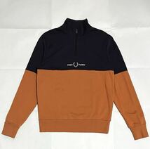 【人気】FRED PERRY　フレッドペリー　ハーフジップスウェット　月桂樹ロゴ　刺繍ロゴ　ユニセックス　バイカラー　定価19,800円　M3575_画像4