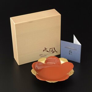 ◎485169 【SALE♪】 未使用品 深川製磁 火風 桜型深和皿 栞・共箱 菓子皿 盛皿 中皿 茶道具 煎茶道具