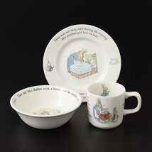 ◎477022 【SALE♪】 美品 WEDGWOOD ウェッジウッド ピーターラビット トリオセット マグカップ ボウル プレート_画像1