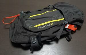 サレワ　SALEWA　アッセントツアー38　バックカントリー　山岳スキー　春スキー　テクニカルザック　多機能　背面快適　訳あり　おまけ付き