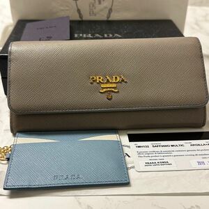 現行　新作　プラダ　PRADA 財布　長財布　サフィアーノレザー　バイカラー　パスケース付き　レディース