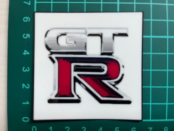 GT-R・ホワイト・ステッカーBig ラミネートUV加工済耐光性OK!