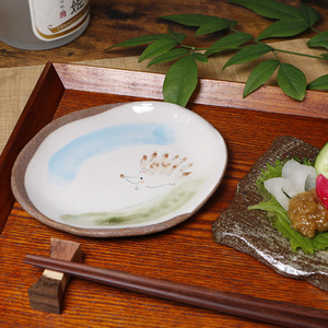 Art hand Auction Shigaraki ware serving plate, hand-painted picture, hedgehog, mouse pattern, oval plate, hand-painted, one-dish dish, serving plate, Japanese style, serving, Japanese tableware, utuwa pattern, Harley dish w419-04, Japanese tableware, dish, medium plate